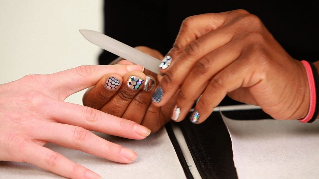 5 Easy Ways To Strengthen Nails