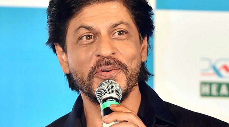 WATCH VIDEO] Shah Rukh Khan's Quirky Reply To A Journalist When Asked About  'PAANI PURI'