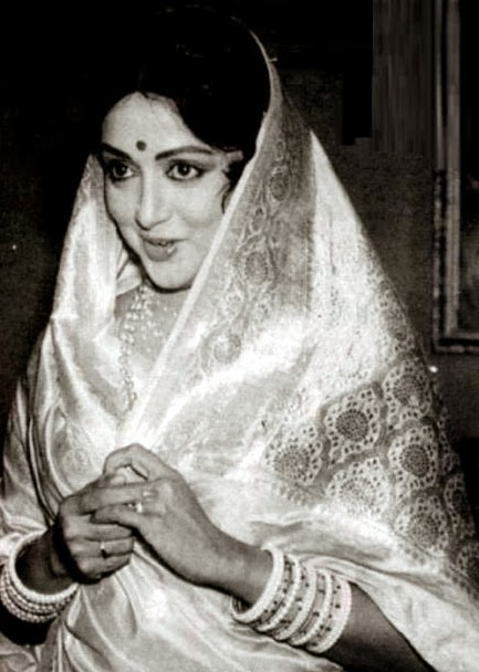 Rare Photos of Bollywood Heroine Hema Malini