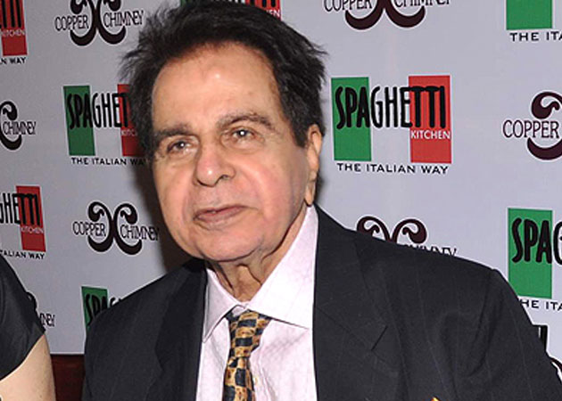 Dilip Kumar posts picture on Twitter to dismiss illness rumours