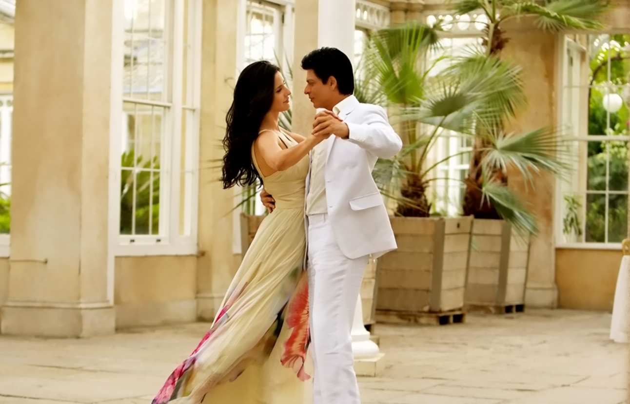 shahrukh-and-katrina-in-jab-tak-hai-jaan-movie-1400x1050