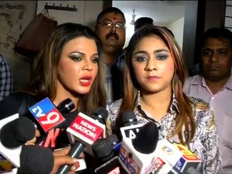 Rakhi Sawant’s Friend Slaps Director on Stage Accusing him of Casting Couch