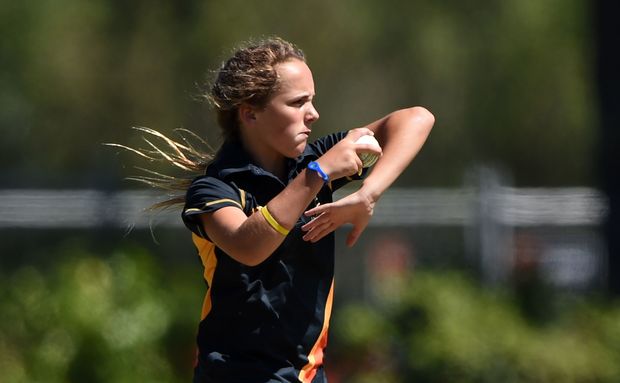 14-year-old wonderkid Amelia Kerr shows her leg-spinning prowess
