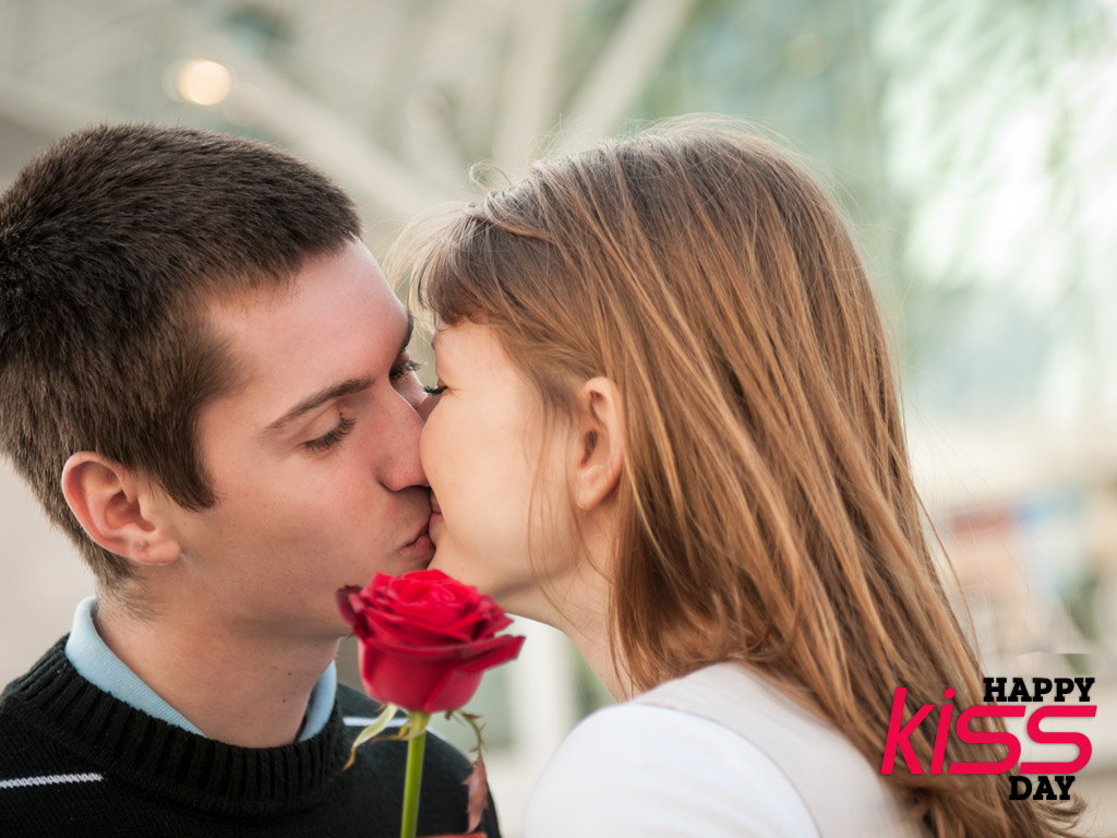 Romantic Hot Kiss Day Graphics Images Pics Pictures with Quotes Free Download