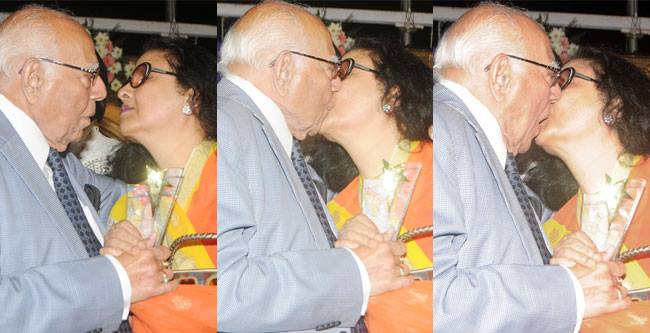 Ram Jethmalani Caught Kissing Leena Chandavarkar