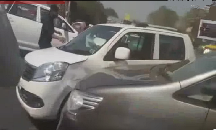 A Man Rammed car into woman’s car