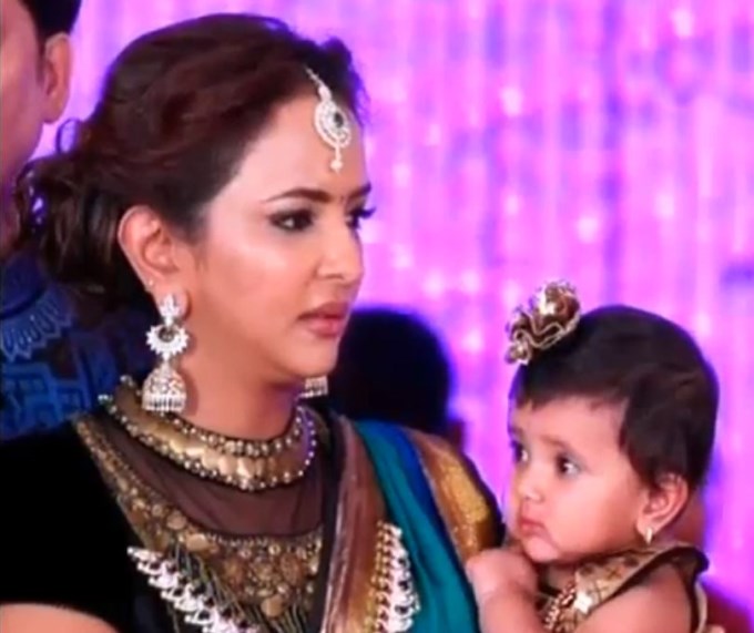 Manoj Engagement-manchu lakshmi with her baby