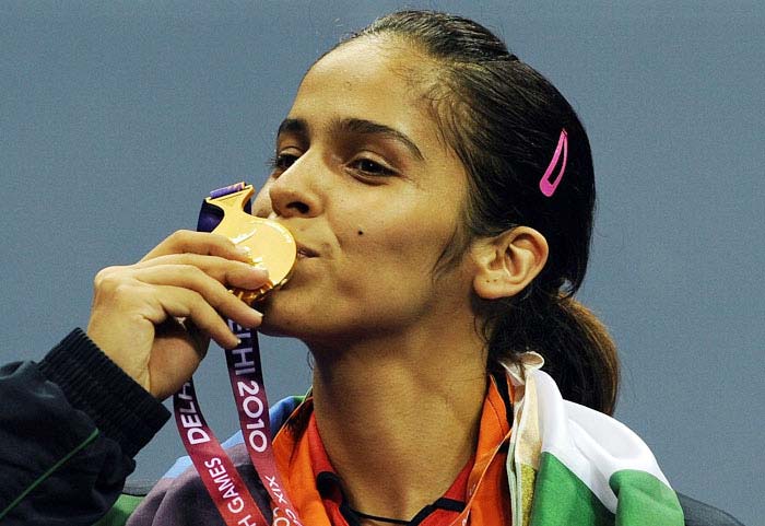 Saina Nehwal an Indian Badminton Player creates history, becomes world No. 1- Tweets