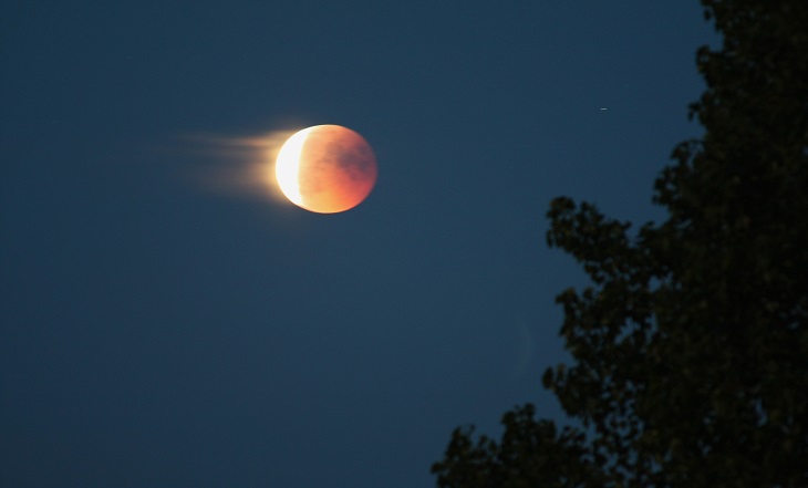 actual lunar eclipse blood moon april 4th, 2015