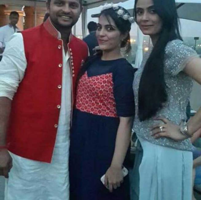 Suresjh Raina Wedding photos and images before his marriage with Priyanka Chaudhary at the parking space