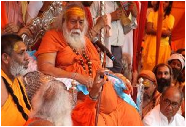 Will build Ram temple in Ayodhya without political help, says Shankaracharya