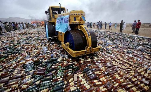 alcohol-bottles-gujarat