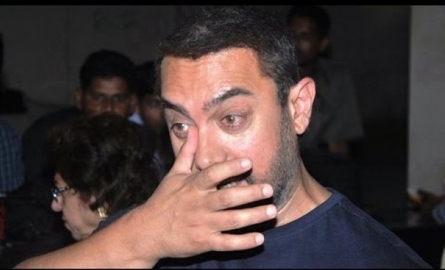 Aamir Khan leaves cinema crying after watching Bajrangi Bhaijaan