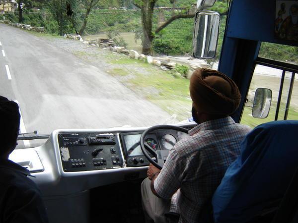 Punjabi-Volvo-bus-driver-0