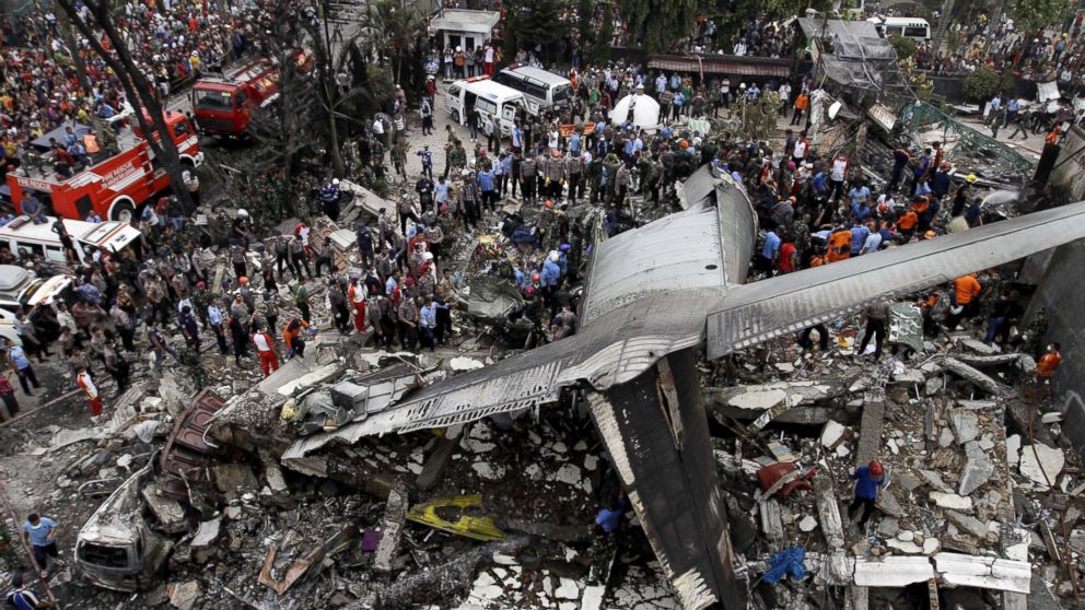 RT_indonesia_plane_crash1_ml_150629_16x9_992 (1)