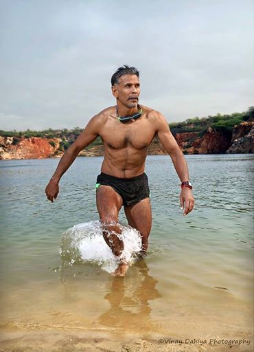 milind soman swimming in triathlon