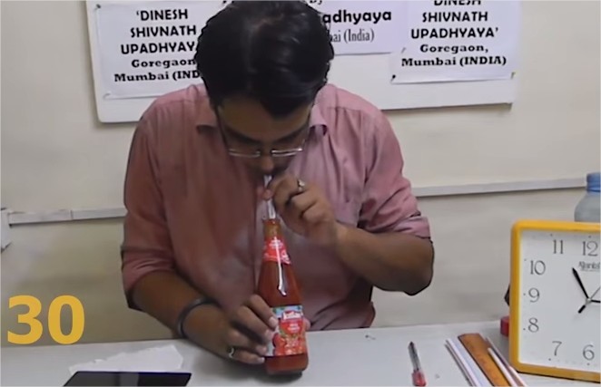 Mumbaikar Gulps Down Red Sauce So Fast That No One Can Ketchup