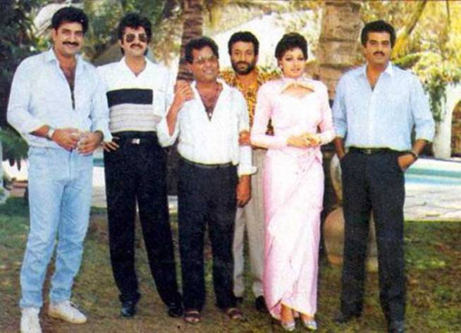 sridevi with roop ki rani choron ka raja team