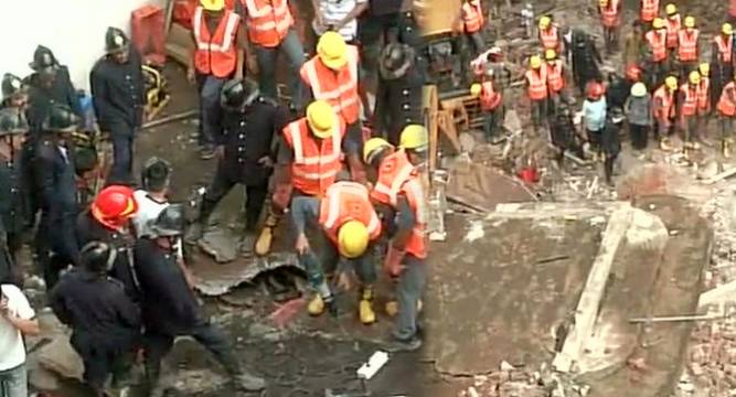 11 people killed in Thane Building Collapse