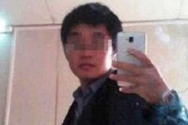 Man who posted selfie with girlfriend's corpse arrested