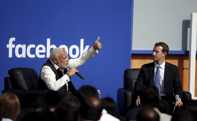 pm-modi-met-mark-zuckerberg-at-facebook-headquarters