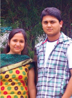 Pothole kills wife, Police booked Husband in Bangalore