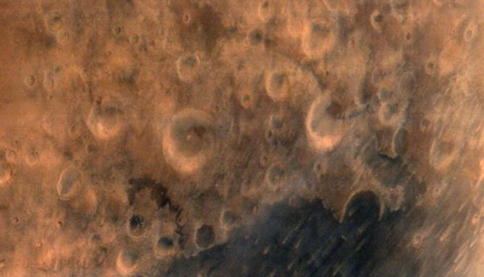 first-photo-of-mars