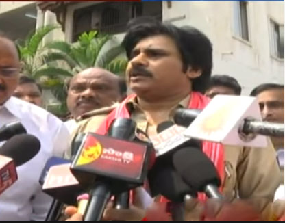 Watch Pawan Kalyan Apologizes For Security Attack On Media