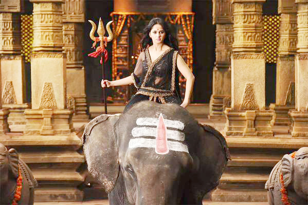 Rudramadevi Movie First (1st) Weekend Box Office Collections Report 