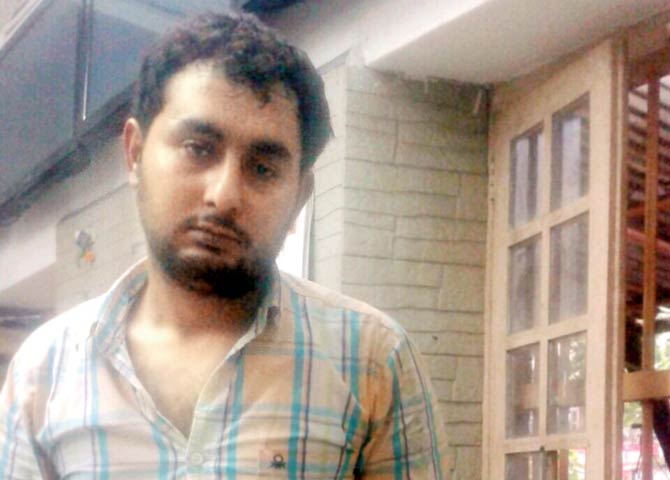 Dinesh-Yadav, accused in harassing a girl in Mumbai