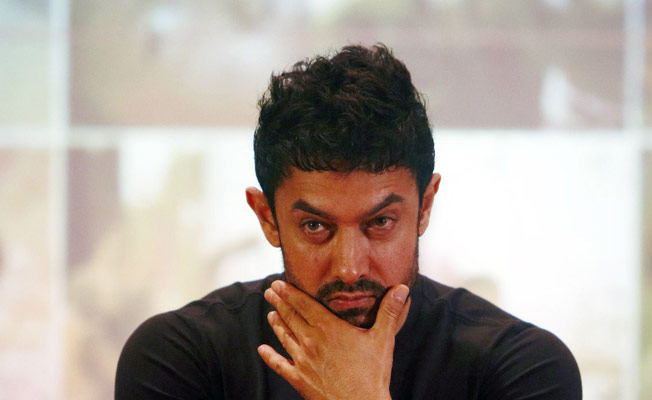 People against Aamir Khan comments on Intolerance
