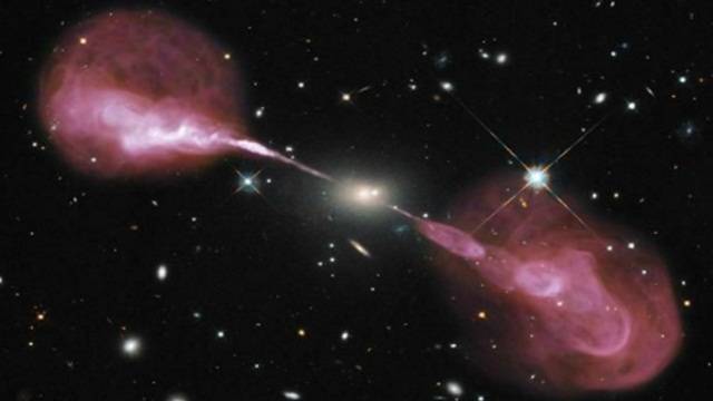 ASTRONOMERS DISCOVERED DYING GAINT RADIO GALAXY
