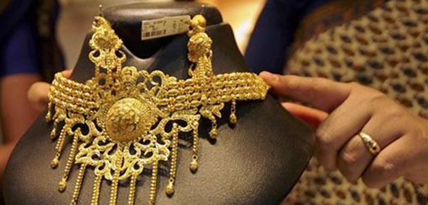 buy gold on dhanteras
