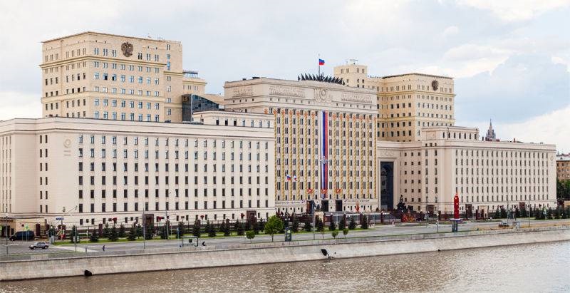 Vladimir Putin's New Gigantic Triple-Decker War Room (6)