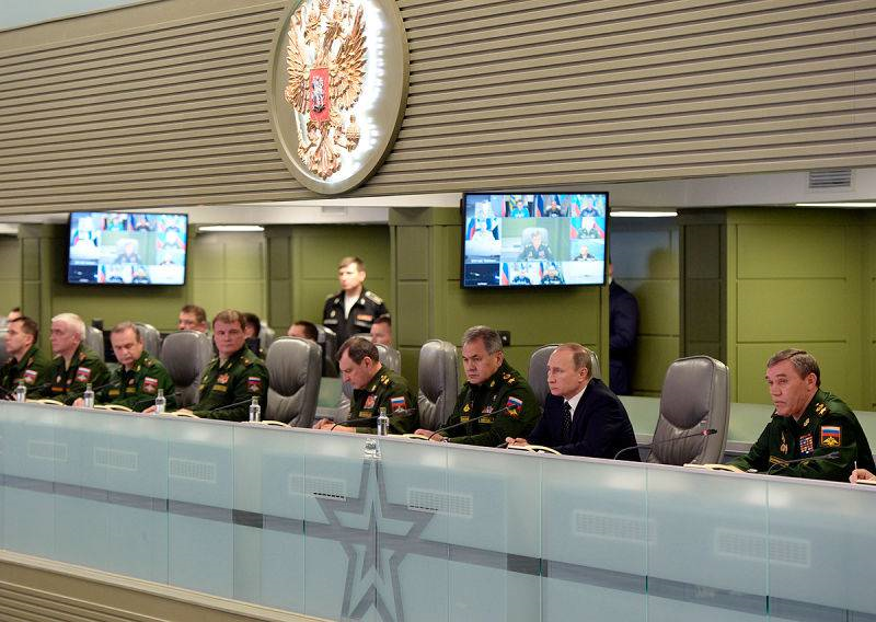 Vladimir Putin's New Gigantic Triple-Decker War Room (8)