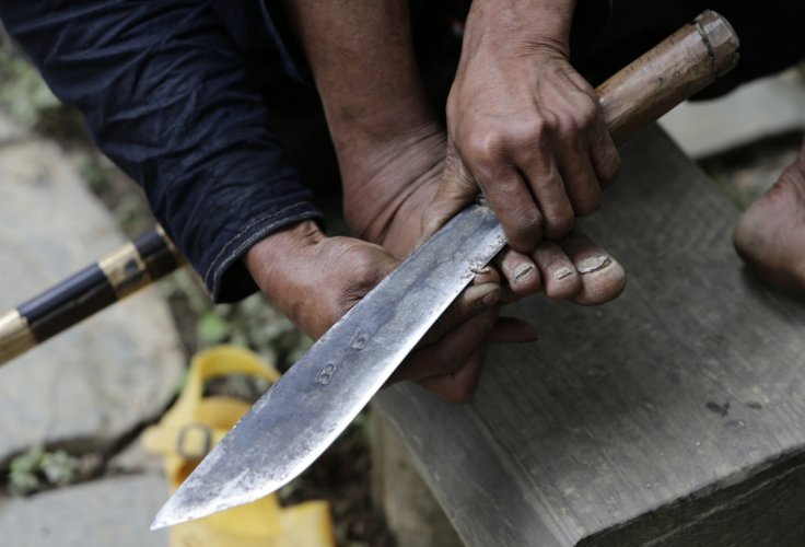 indonesia husband kills wife boyfriend for raping her and eats his penis 