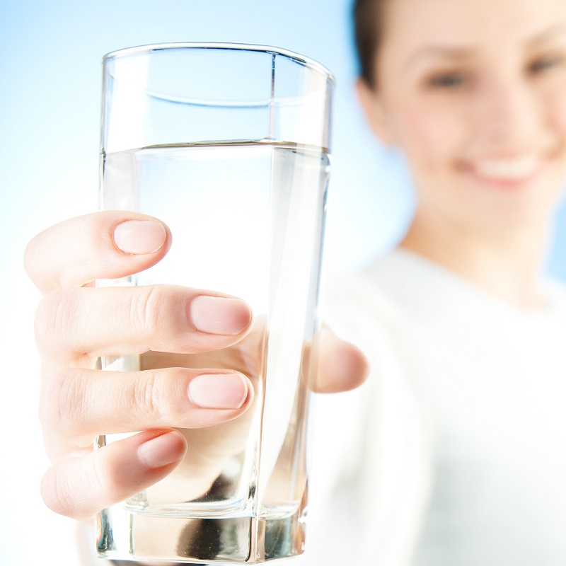 Glass of Drinking Water Contains Ten Million 'Good' Bacteria (2)