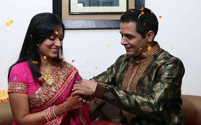 Big Boss Contestant Aman Yatan Verma Gets Engaged To Girlfriend Vandana Lalwani (3)