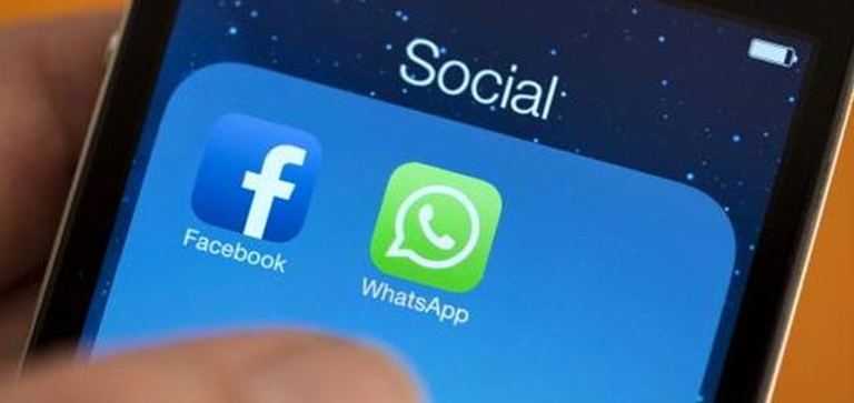 Report Says WhatsApp and Facebook - Most Popular App in India