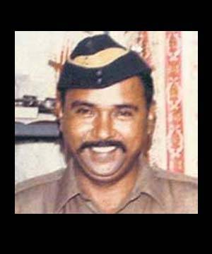 Tukaram Omble, Heroic Cop Who Held Kasab (1)