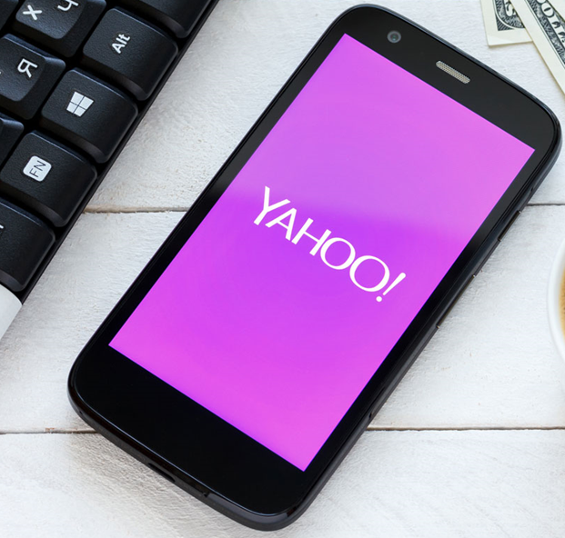 Yahoo Warns Users About Hacking Attacks