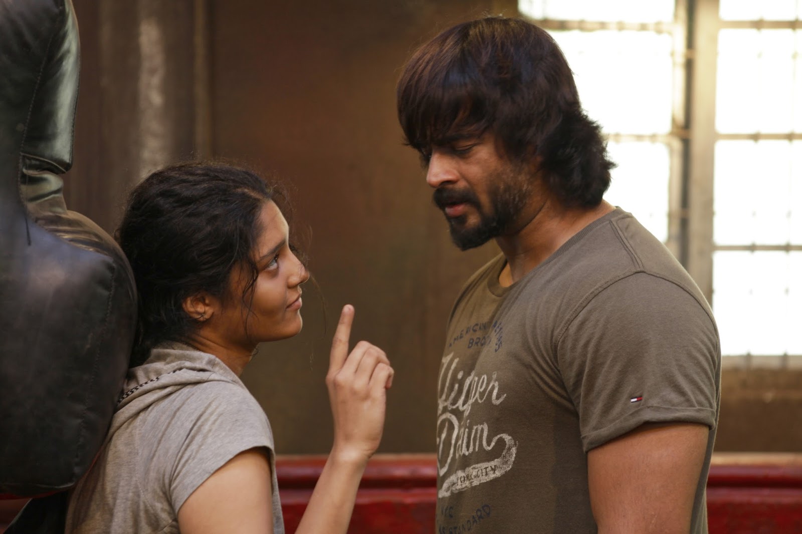 Irudhi Suttru (Saala Khadoos) Movie Review, Rating (3)