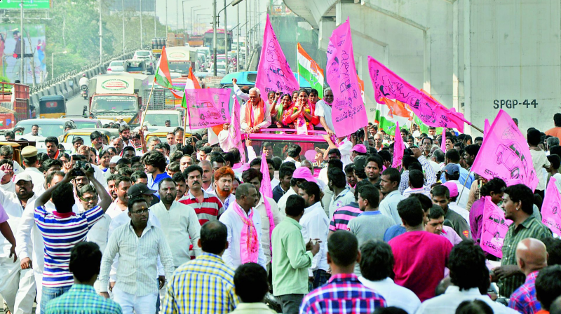TRS Aims To Bag 80 Seats In GHMC Polls 2016 (2)