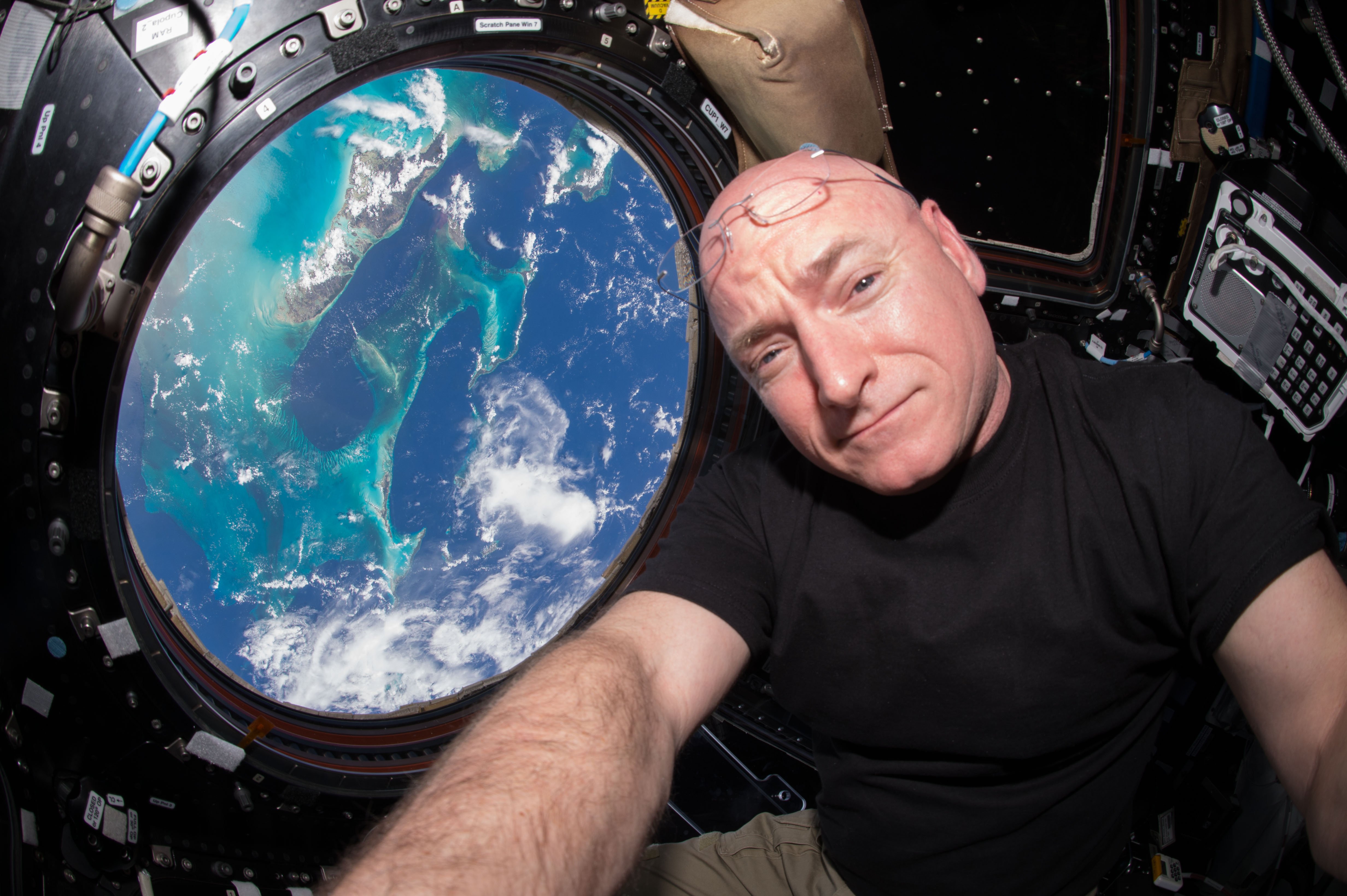 NASA Astronaut Scott Kelly Returns Safely To Earth (1)