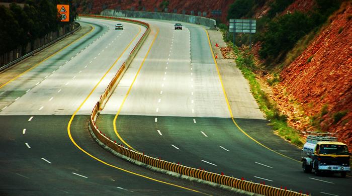 AIIB Sets Up First Co-financing Road Project In Pakistan (2)