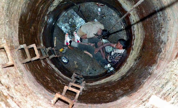 Hyderabad High Court Takes Up Suo Motu Case Over Manhole Deaths (2)