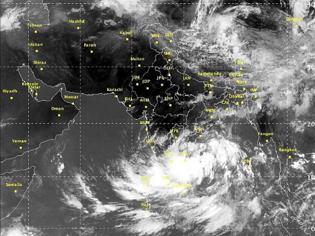 Heavy rains in AP and Tamil Nadu