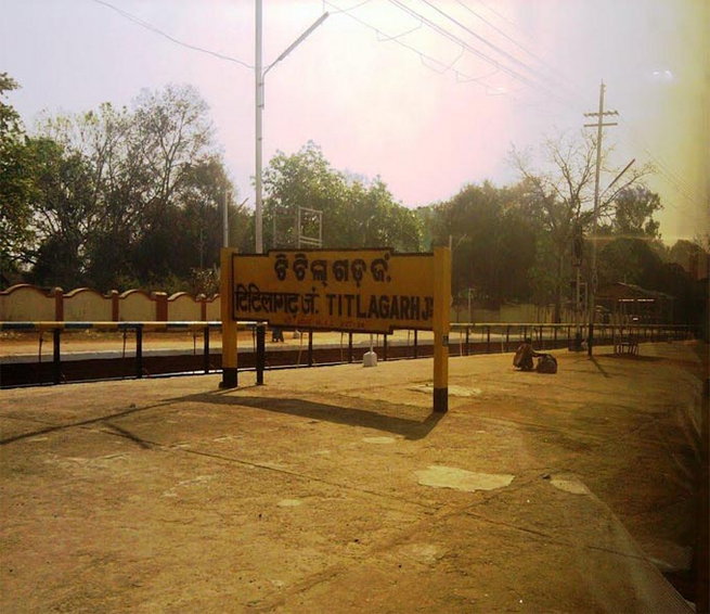 People In This Town Only Work After 6 PM Or Before 10 AM (5)