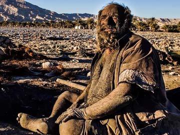 Amou Haji Iranian hasn't bath for 60 years