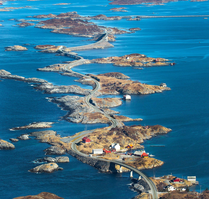 Atlantic ocean road - The Most Dangerous Road In The World (5)